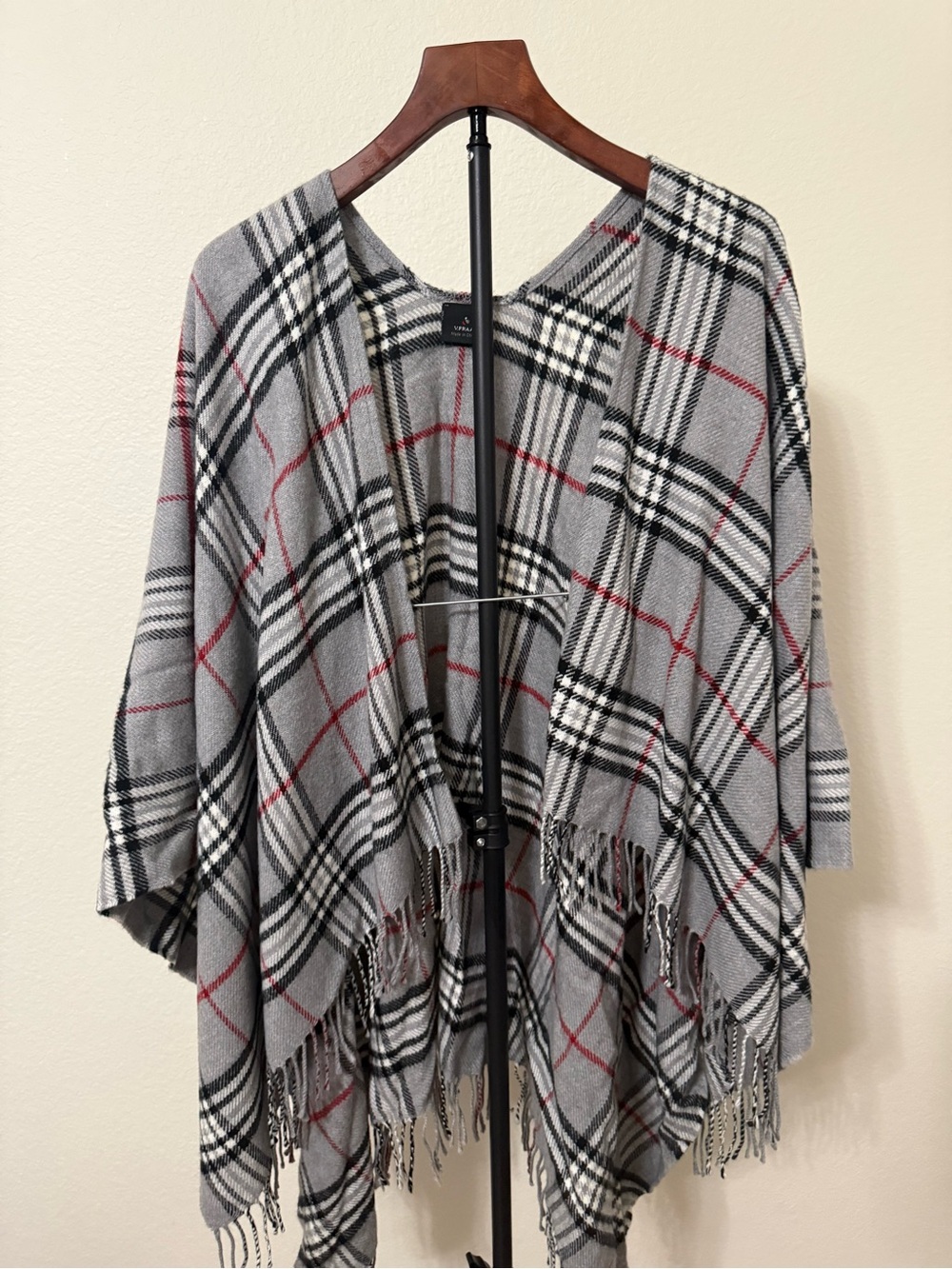 Plaid Fringed Wrap Poncho Shawl- Gray/Black/Red